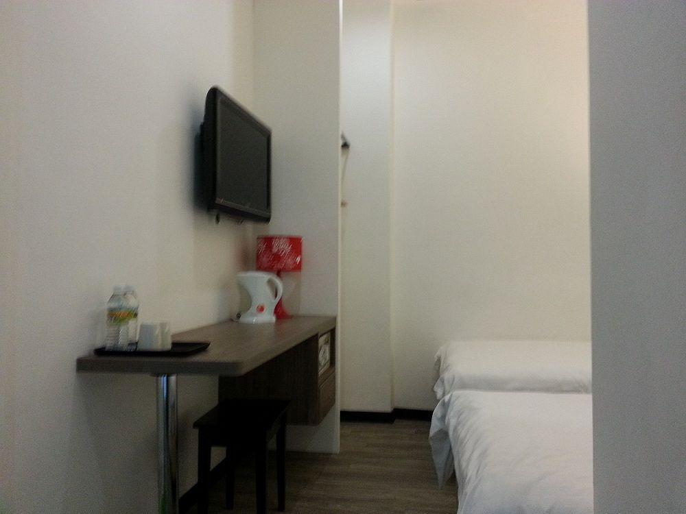 Yan Hotel George Town Exterior photo